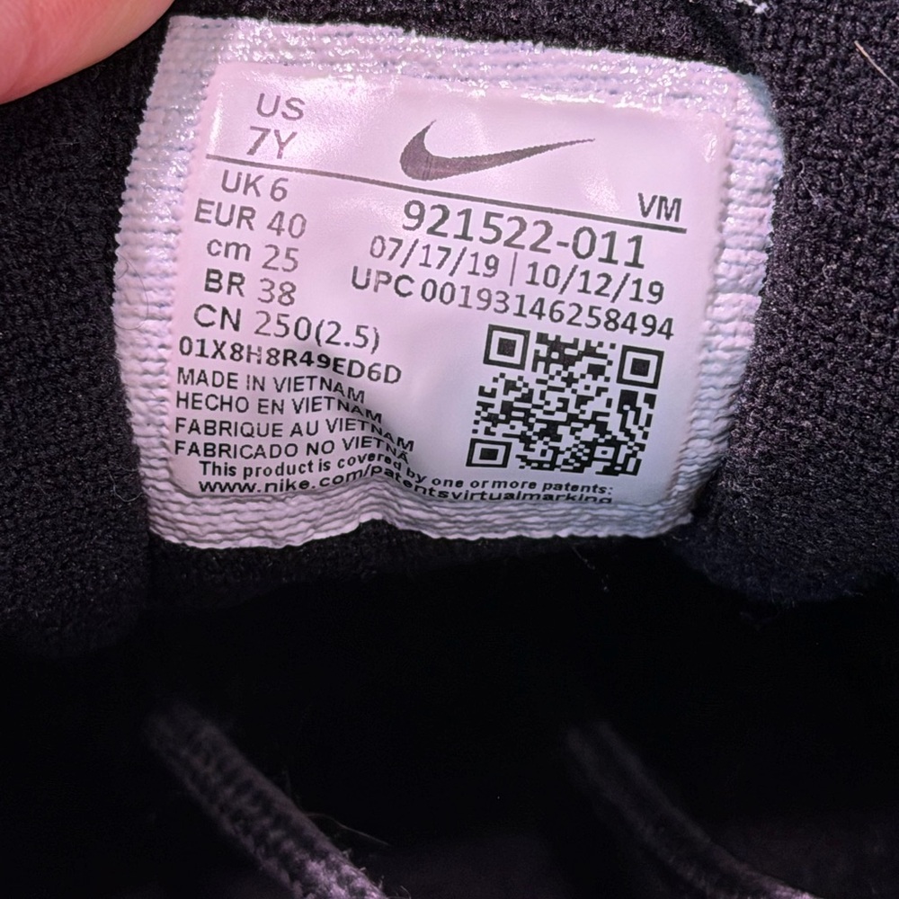 Nike Air Max 97 Black and Gray Shoes | Code 921522-011 size 7Y - Picture 8 of 8